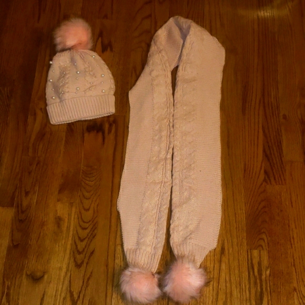 Hat & Scarf set